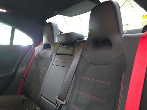 Used 2024 Mercedes-Benz CLA 35 AMG 4MATIC image 17
