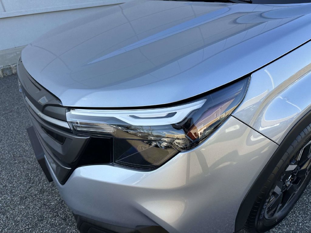Certified 2025 Subaru Forester Premium AWD/4WD image 7