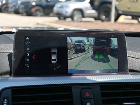 Used 2020 BMW 430i xDrive Coupe w/ M Sport Package image 15