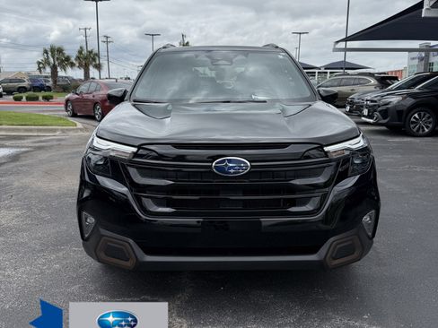 Used 2025 Subaru Forester Sport AWD/4WD image 2