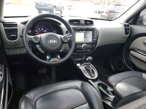 Used 2016 Kia Soul + w/ Primo Package image 12