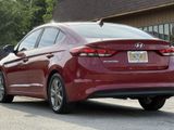 Used 2017 Hyundai Elantra SE image 3