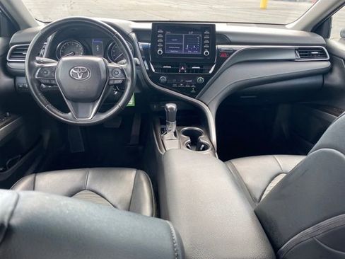 Used 2023 Toyota Camry SE image 6
