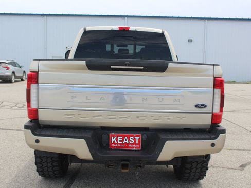 Used 2017 Ford F350 Platinum w/ Platinum Ultimate Package AWD/4WD image 3
