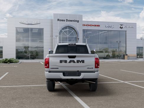 New 2026 RAM 2500 Laramie AWD/4WD image 7