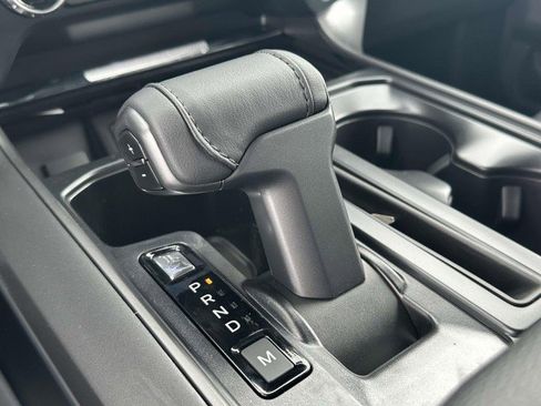 New 2025 Ford F150 Lariat w/ Equipment Group 501A Mid image 29