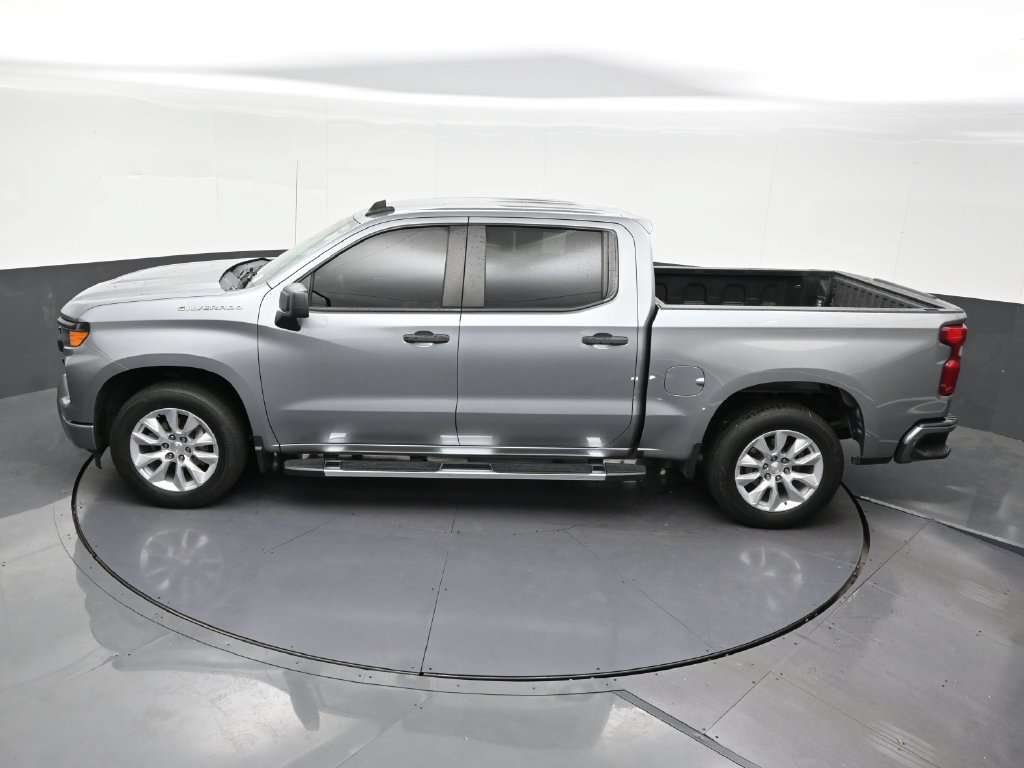 Used 2023 Chevrolet Silverado 1500 Custom RWD image 16
