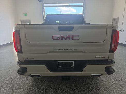 Used 2026 GMC Sierra 1500 AT4 w/ AT4 Premium Package AWD/4WD image 4