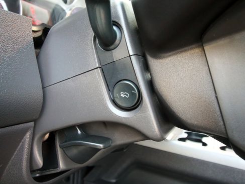 Used 2015 Ford F350 Platinum image 28