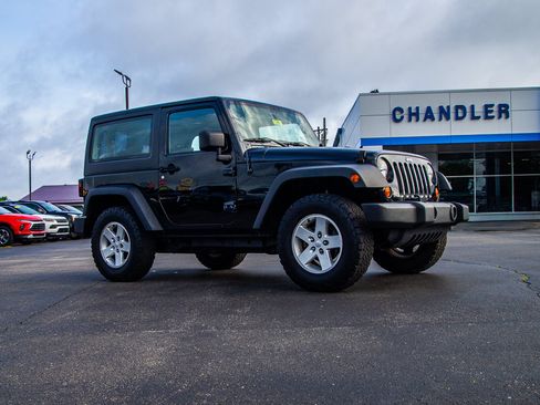 Used 2012 Jeep Wrangler Sport AWD/4WD image 9