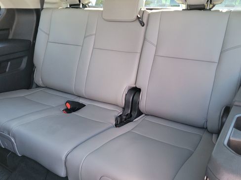 Used 2024 Toyota Sequoia Limited AWD/4WD image 9