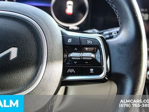 Used 2024 Kia Carnival SX image 23