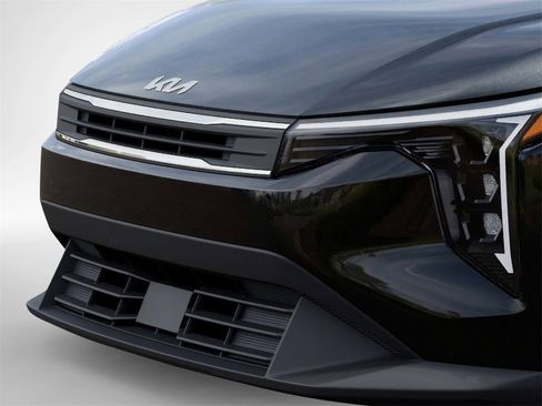 New 2026 Kia K4 LX image 12