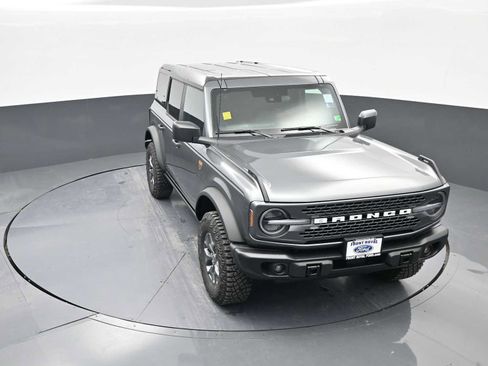 New 2025 Ford Bronco Badlands image 47