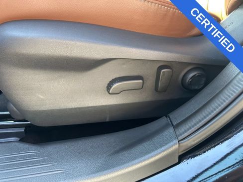 Certified 2025 Subaru Outback Touring XT AWD/4WD image 12
