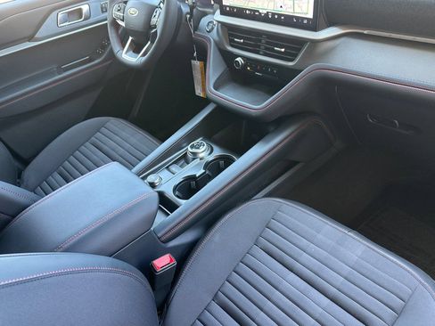 New 2026 Ford Explorer ST-Line w/ ST-Line Street Pack RWD image 17