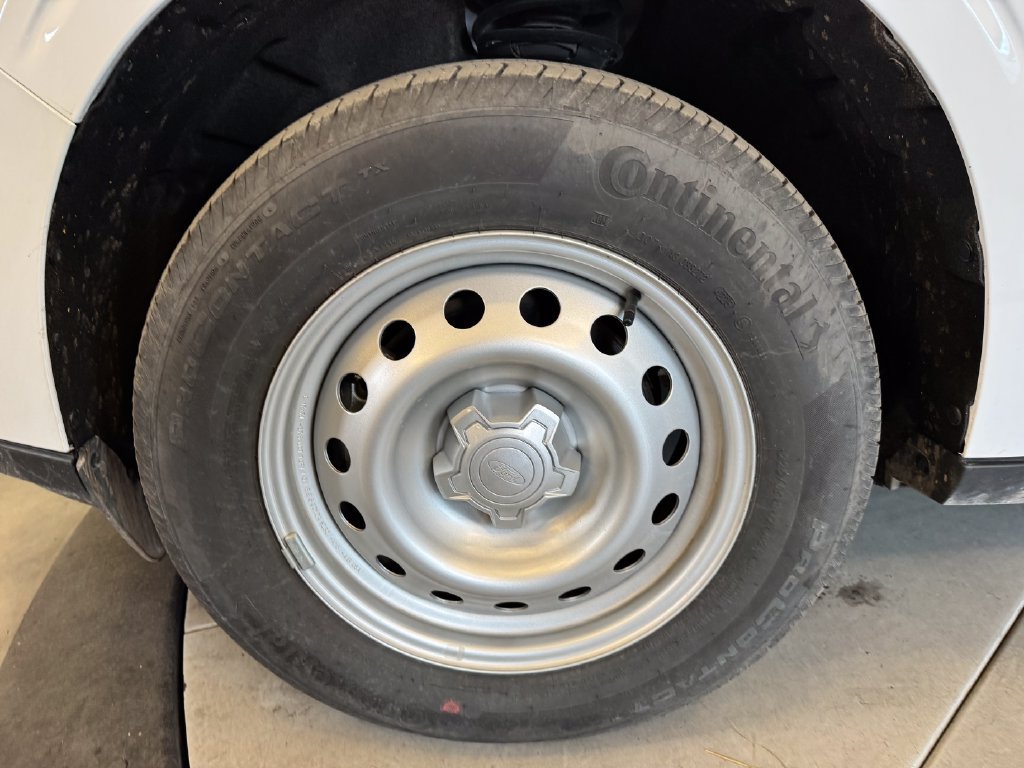 Used 2026 Ford Maverick XL FWD image 25