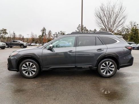 Used 2023 Subaru Outback Touring XT AWD/4WD image 14