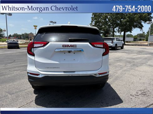 Used 2022 GMC Terrain SLT w/ Infotainment Package II FWD image 6