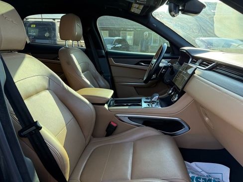Used 2022 Jaguar F-PACE S AWD/4WD image 29