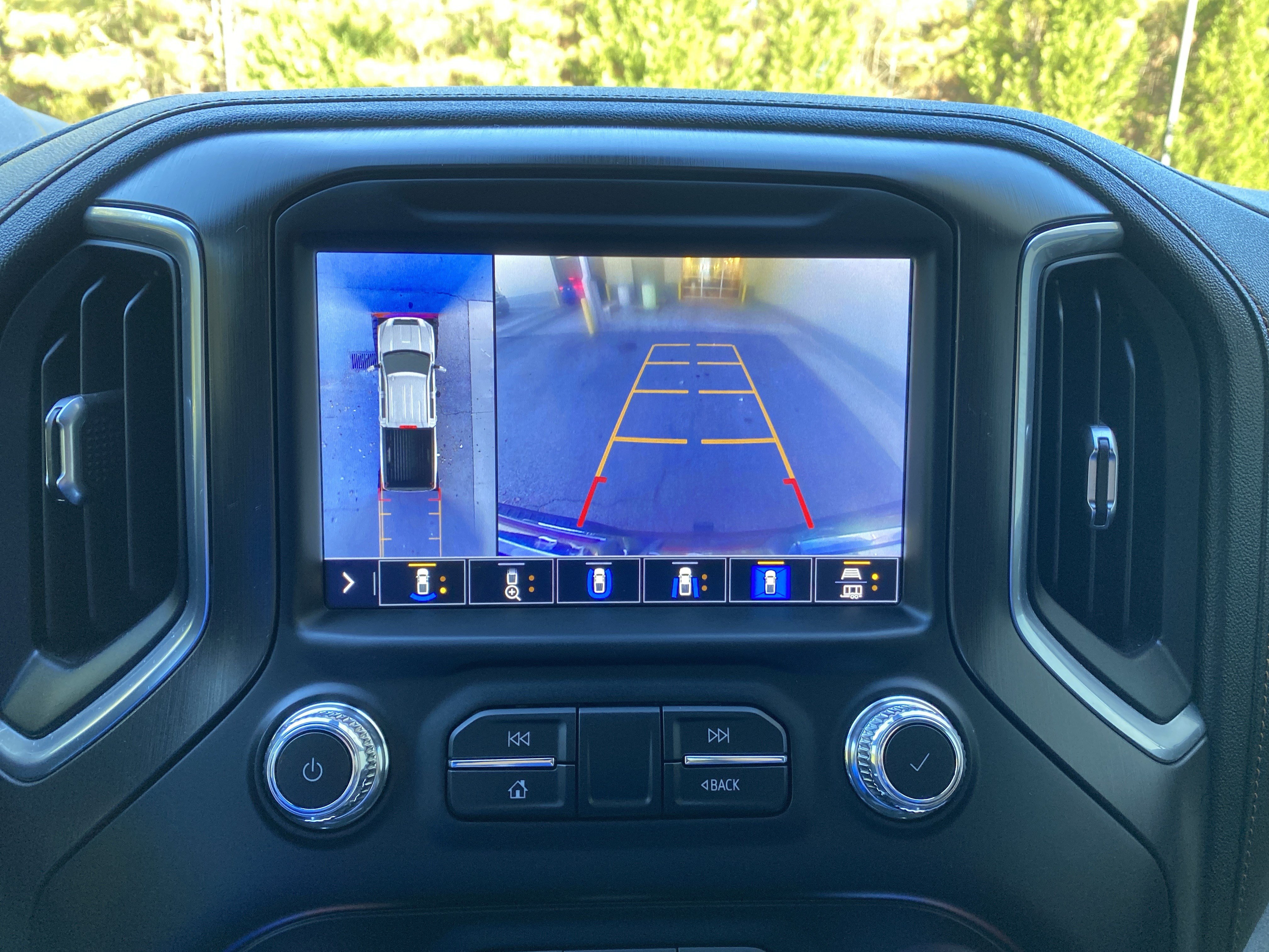 Used 2021 GMC Sierra 2500 AT4 w/ AT4 Premium Plus Package AWD/4WD image 29