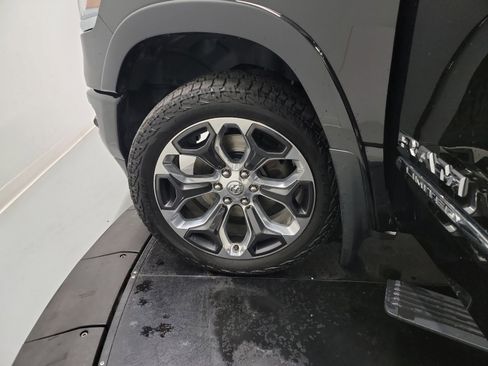 Used 2019 RAM 1500 Limited image 29
