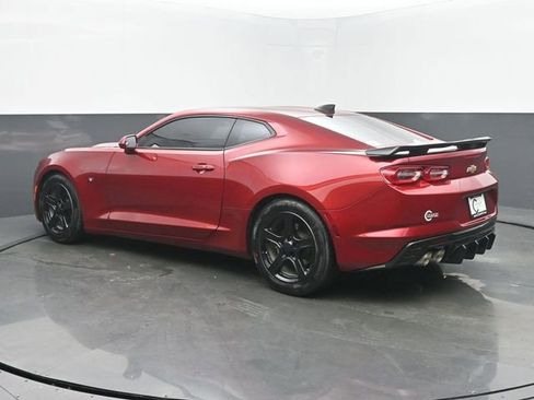 Used 2021 Chevrolet Camaro LT RWD image 3
