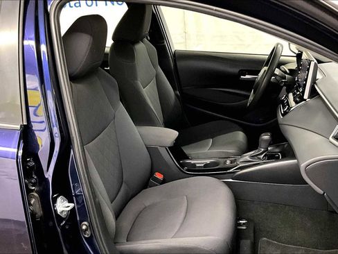 Used 2021 Toyota Corolla LE image 11