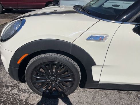 Used 2019 MINI Cooper Clubman S w/ Signature Upholstery Package image 8