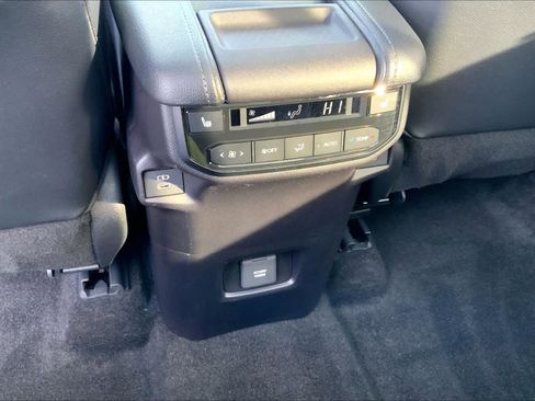 Used 2026 Toyota Grand Highlander AWD Hybrid image 36