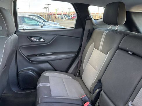 Used 2025 Chevrolet Blazer LT FWD image 40