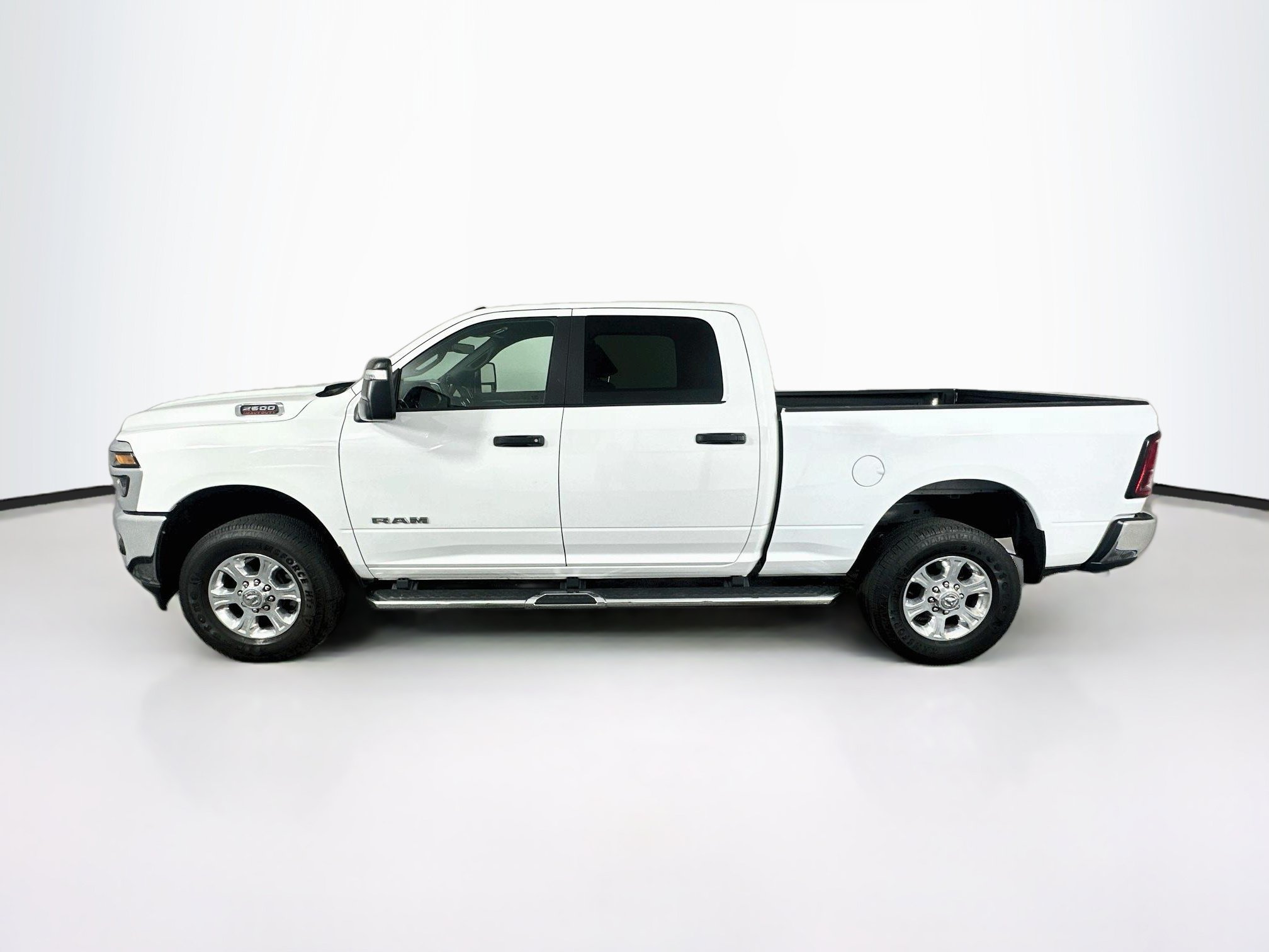Used 2026 RAM 2500 Big Horn AWD/4WD image 4