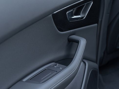 New 2026 Audi Q8 Premium Plus image 28