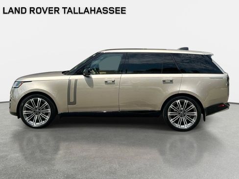 Used 2025 Land Rover Range Rover Long Wheelbase SE AWD/4WD image 8