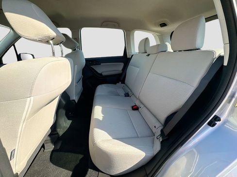 Used 2018 Subaru Forester 2.5i w/ Alloy Wheel Package image 29