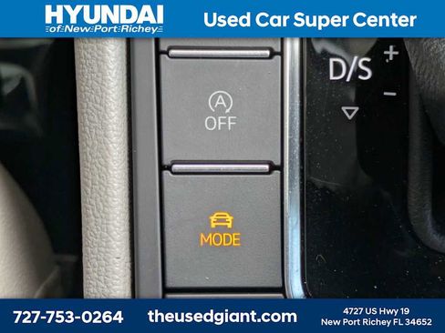 Used 2019 Volkswagen Jetta SEL w/ Cold Weather Package image 26