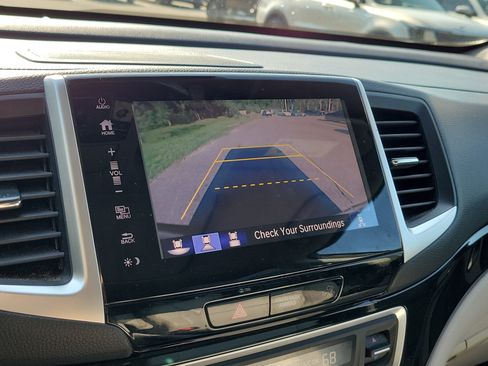 Used 2019 Honda Ridgeline RTL-E image 32
