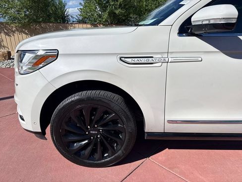 Used 2021 Lincoln Navigator L Reserve AWD/4WD image 35