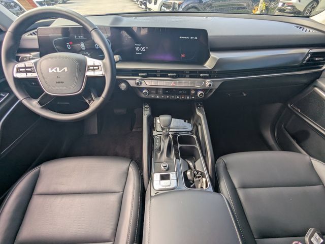 Certified 2025 Kia Telluride S FWD image 15