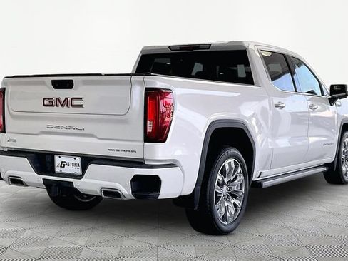 Used 2024 GMC Sierra 1500 Denali AWD/4WD image 5