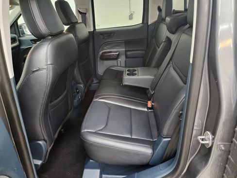 Used 2024 Ford Maverick Lariat w/ Black Appearance Package image 30