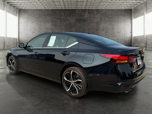Used 2025 Nissan Altima 2.5 SR FWD image 7