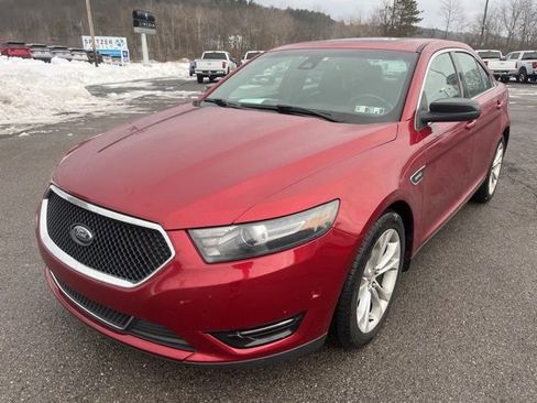 Used 2013 Ford Taurus SHO image 10
