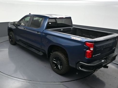 Used 2021 Chevrolet Silverado 1500 Custom Trail Boss AWD/4WD image 17