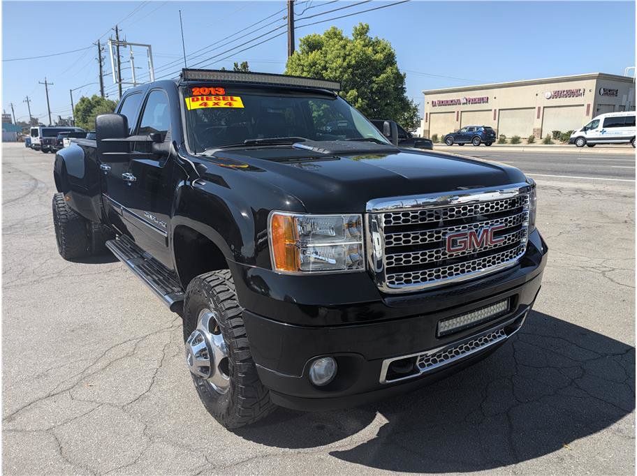 Used 2013 GMC Sierra 3500 Denali AWD/4WD image 3