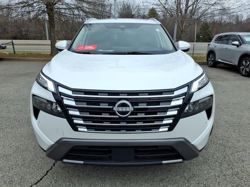 Certified 2025 Nissan Rogue SL w/ SL Premium Package FWD image 21