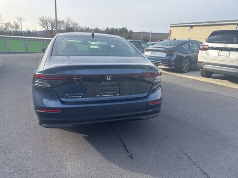 New 2025 Honda Accord SE image 5