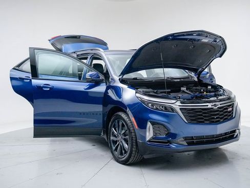 Used 2022 Chevrolet Equinox RS w/ RS Leather Package image 15