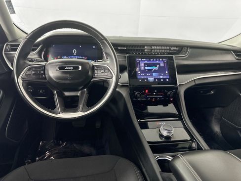 Used 2021 Jeep Grand Cherokee L Laredo w/ Luxury Tech Group I AWD/4WD image 22