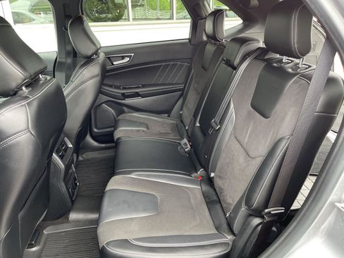 Used 2020 Ford Edge ST w/ Equipment Group 401A AWD/4WD image 46